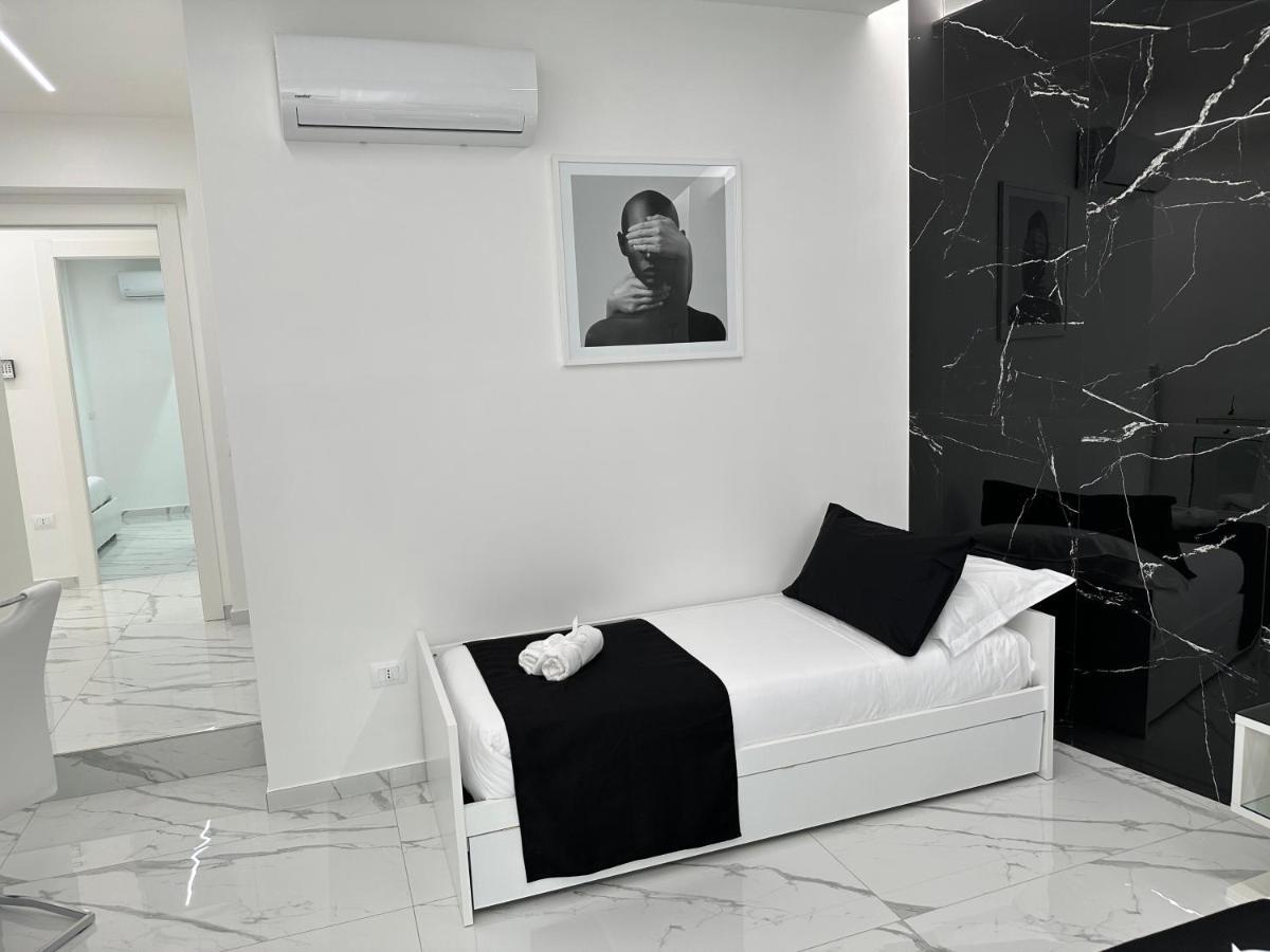 White Elegance Luxury B&B Caserta Ngoại thất bức ảnh