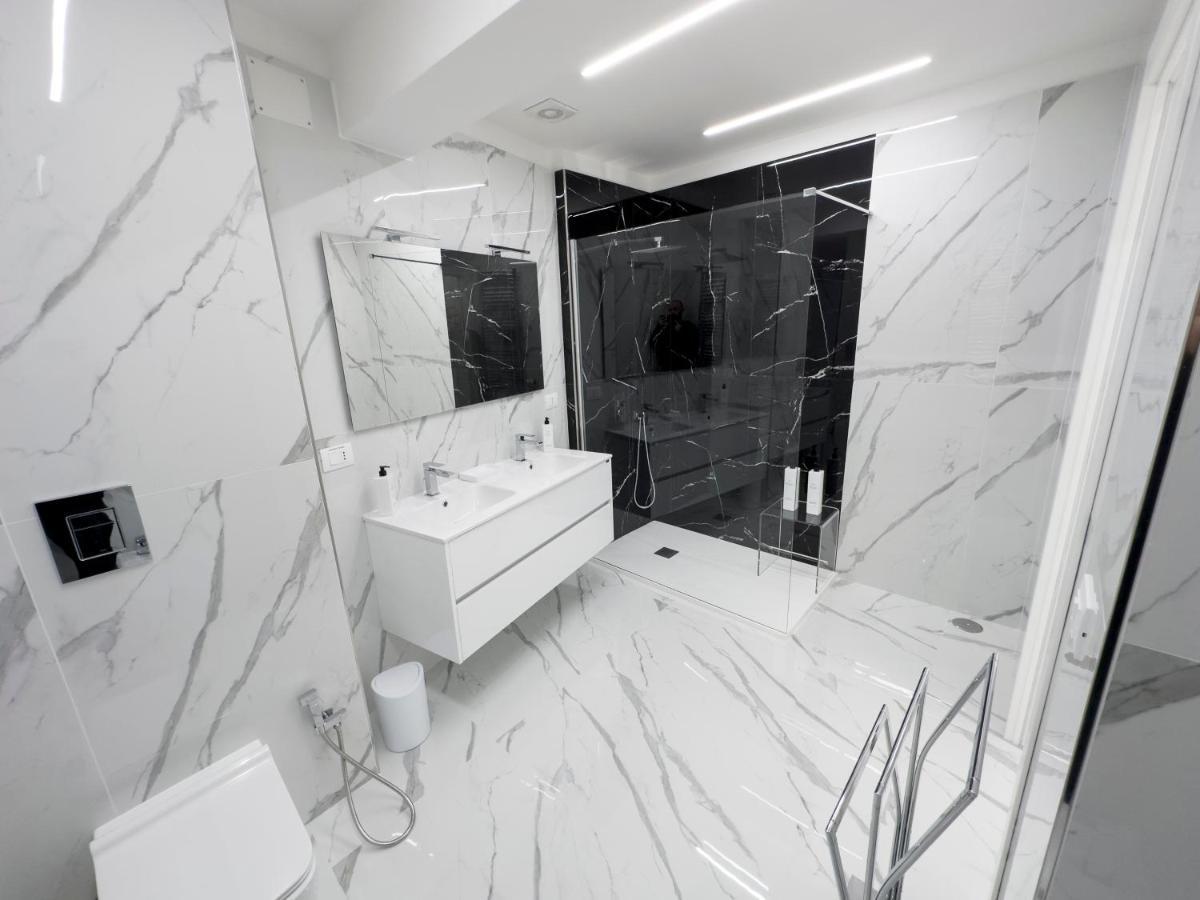 White Elegance Luxury B&B Caserta Ngoại thất bức ảnh