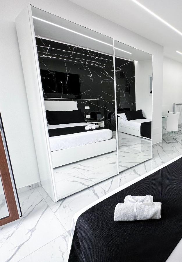 White Elegance Luxury B&B Caserta Ngoại thất bức ảnh