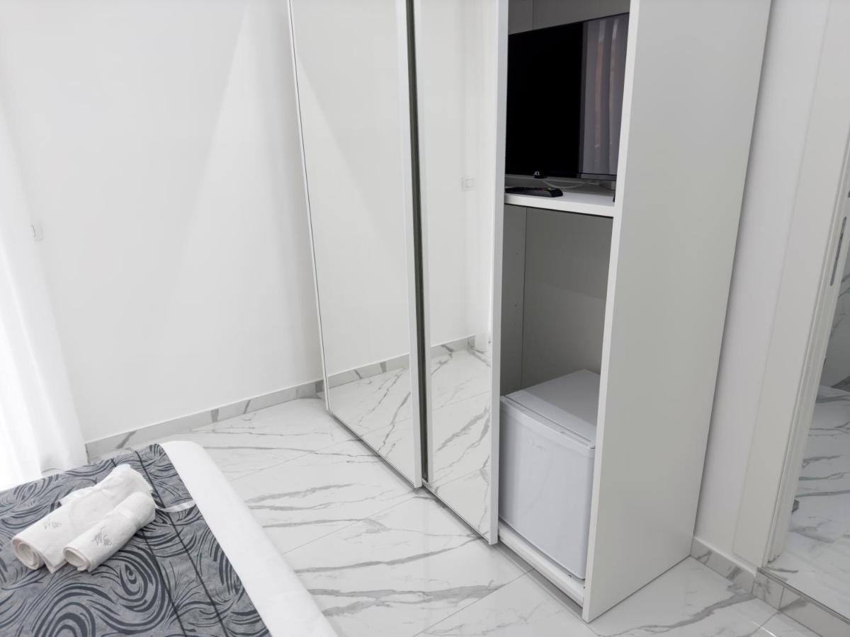 White Elegance Luxury B&B Caserta Ngoại thất bức ảnh