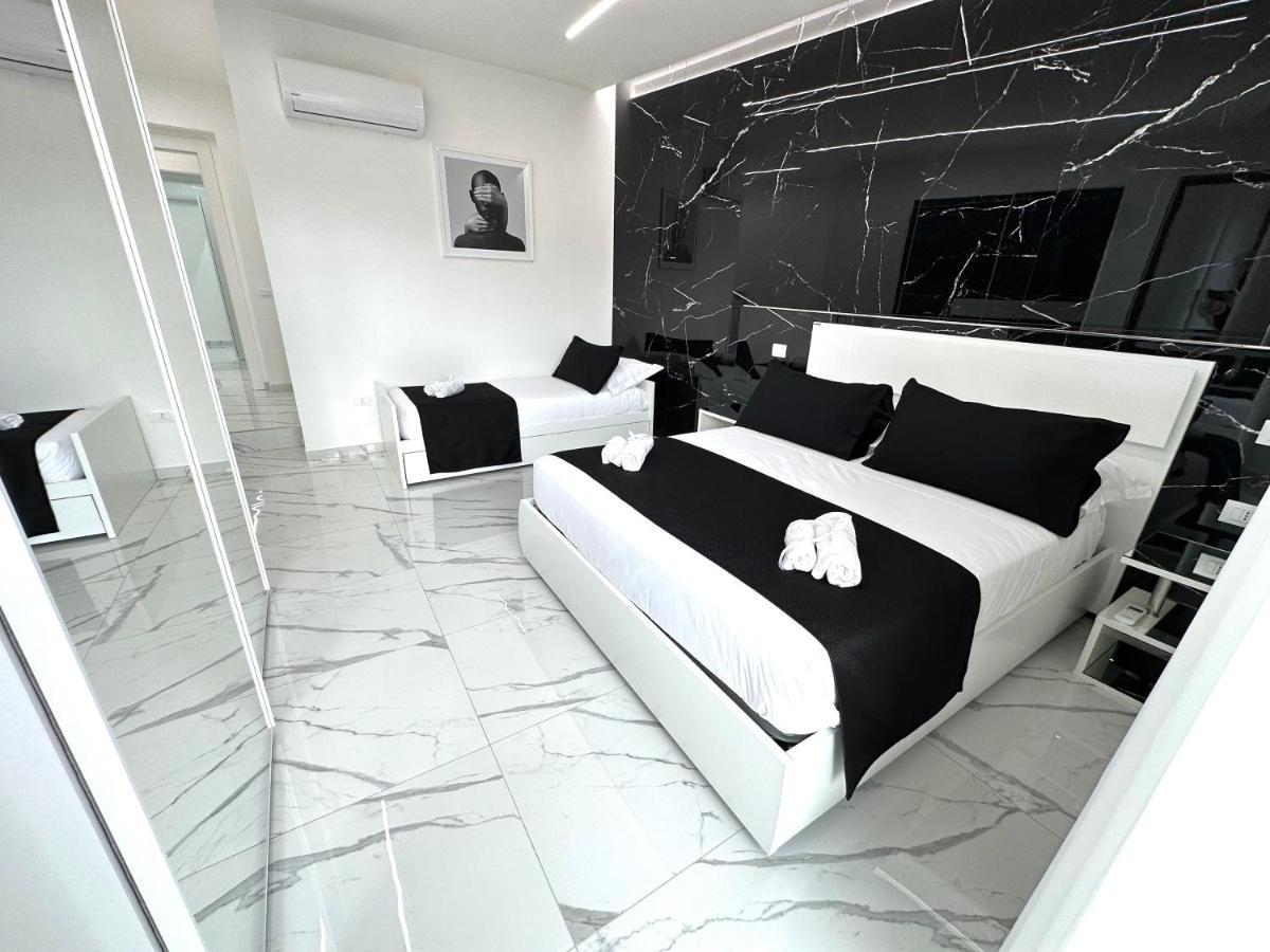 White Elegance Luxury B&B Caserta Ngoại thất bức ảnh