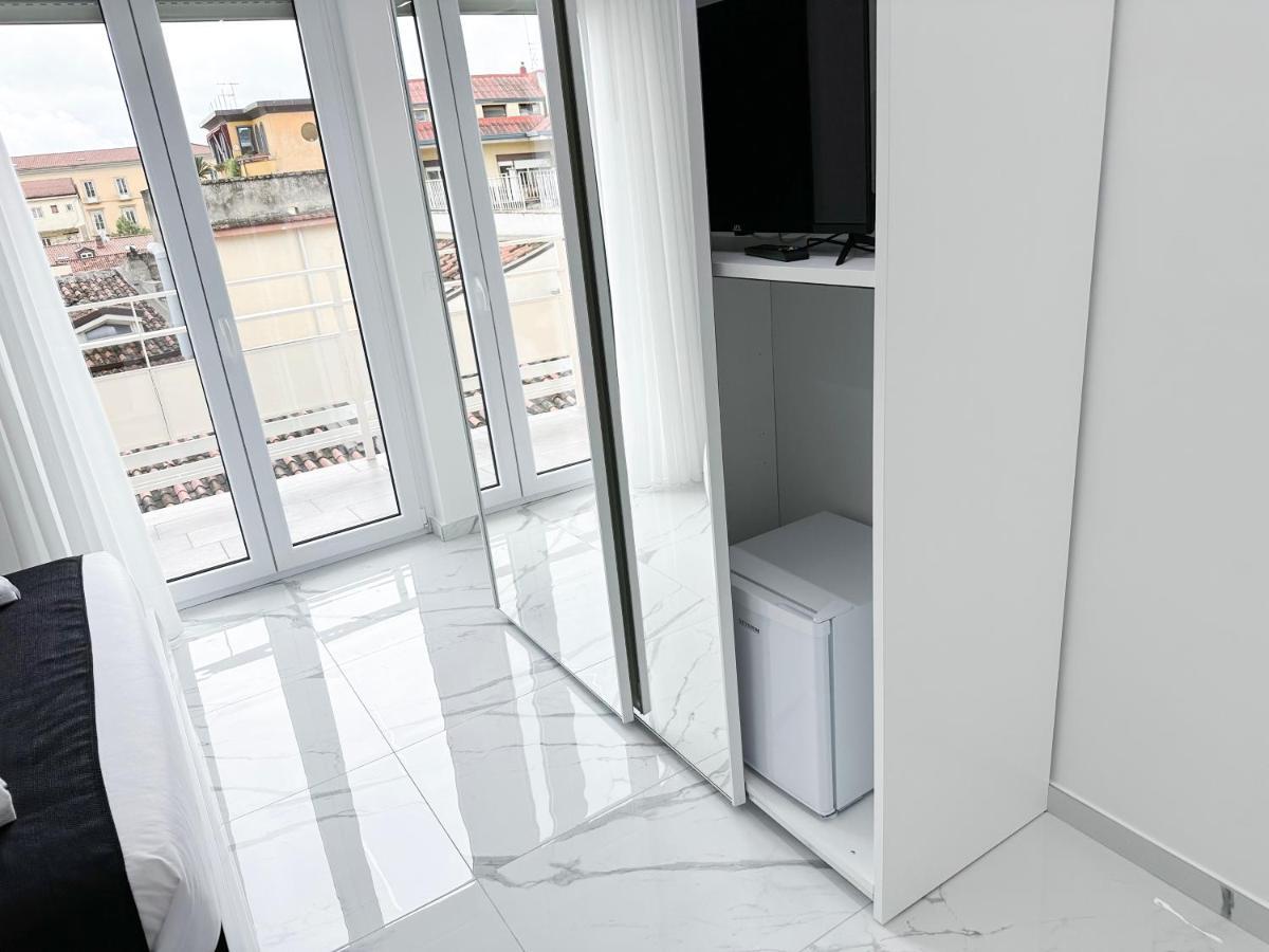 White Elegance Luxury B&B Caserta Ngoại thất bức ảnh