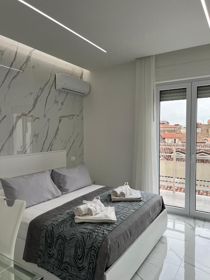 White Elegance Luxury B&B Caserta Ngoại thất bức ảnh