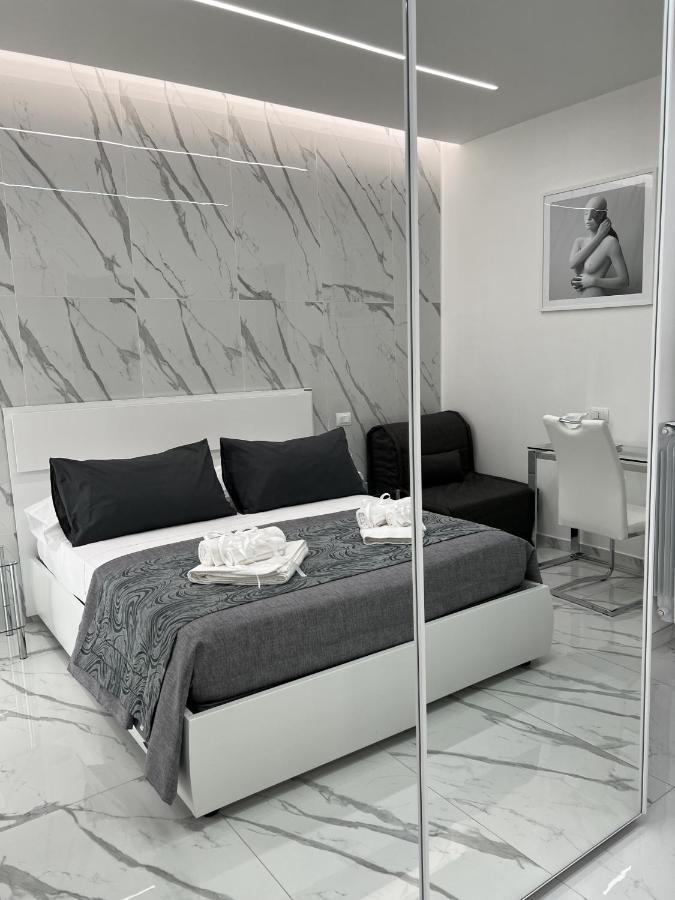 White Elegance Luxury B&B Caserta Ngoại thất bức ảnh
