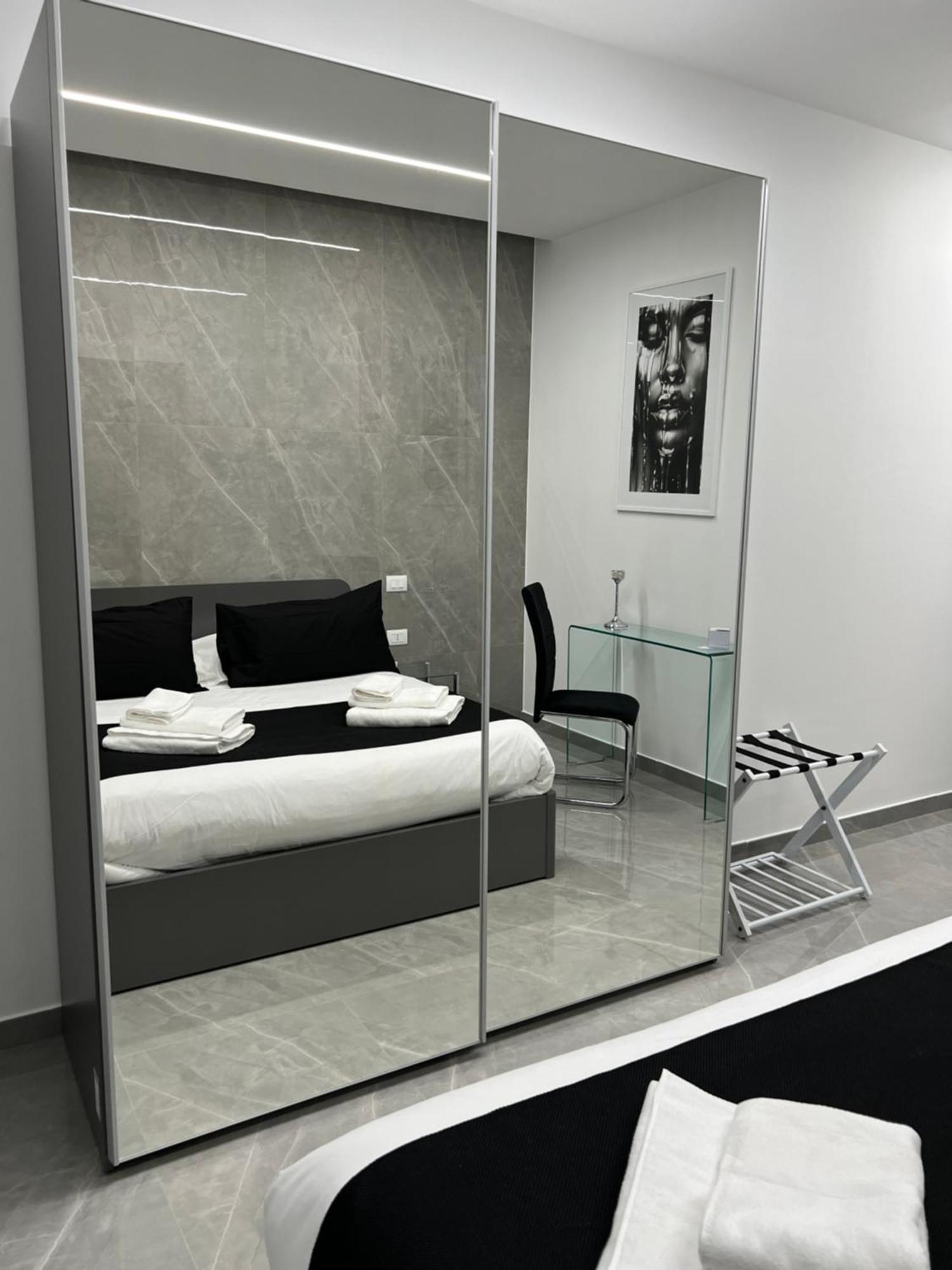 White Elegance Luxury B&B Caserta Ngoại thất bức ảnh