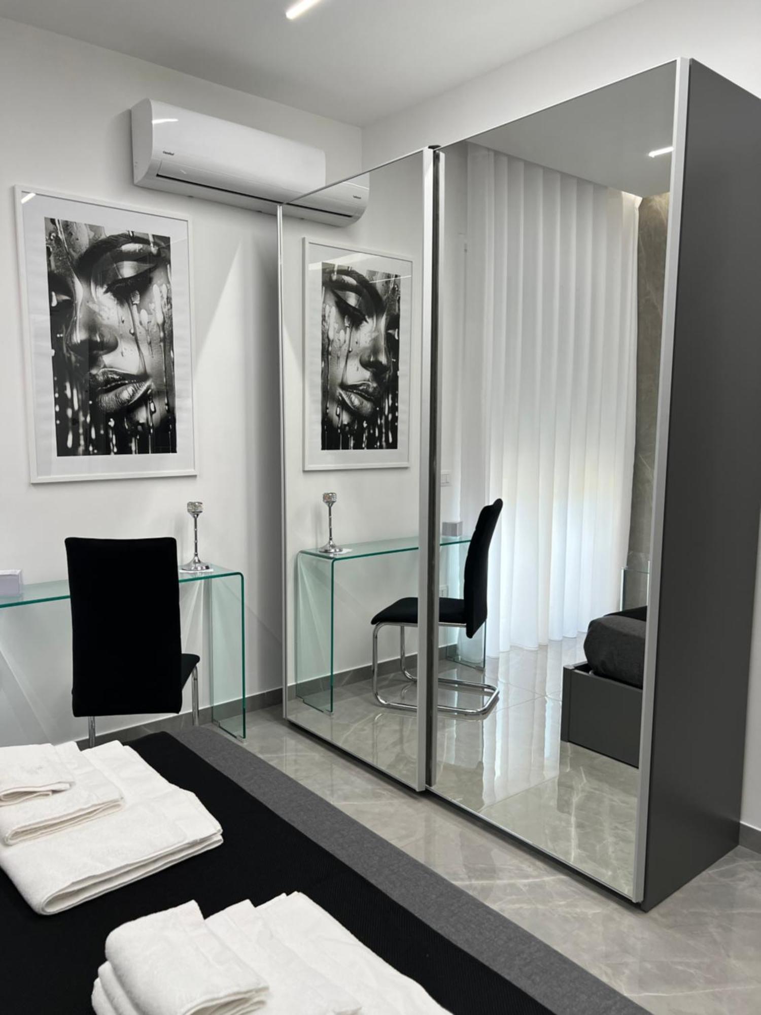 White Elegance Luxury B&B Caserta Ngoại thất bức ảnh