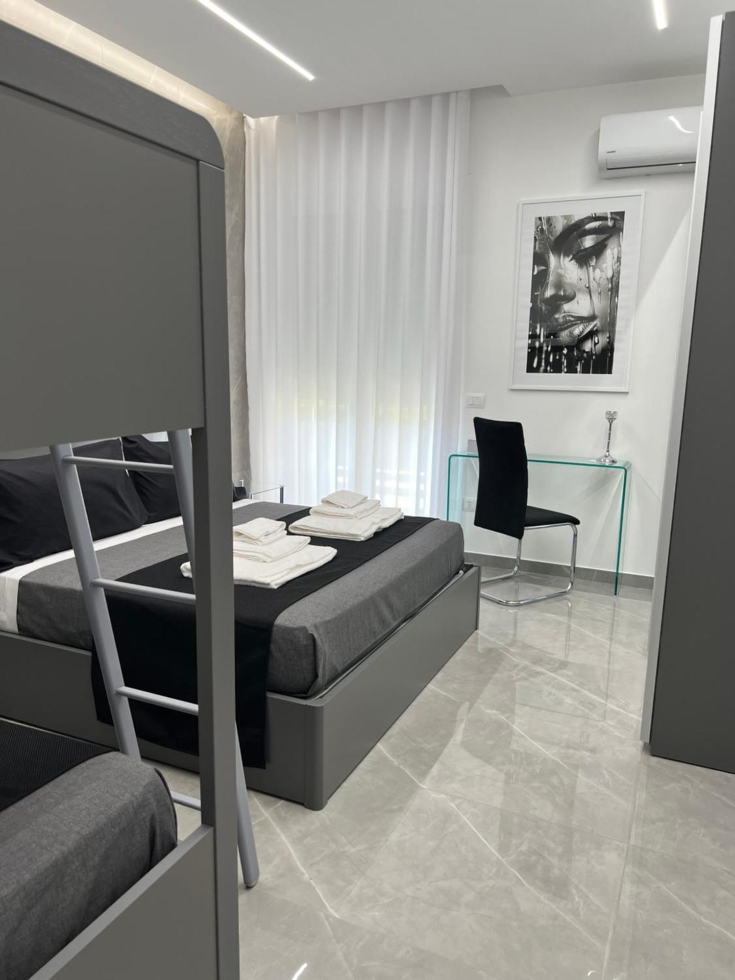 White Elegance Luxury B&B Caserta Ngoại thất bức ảnh