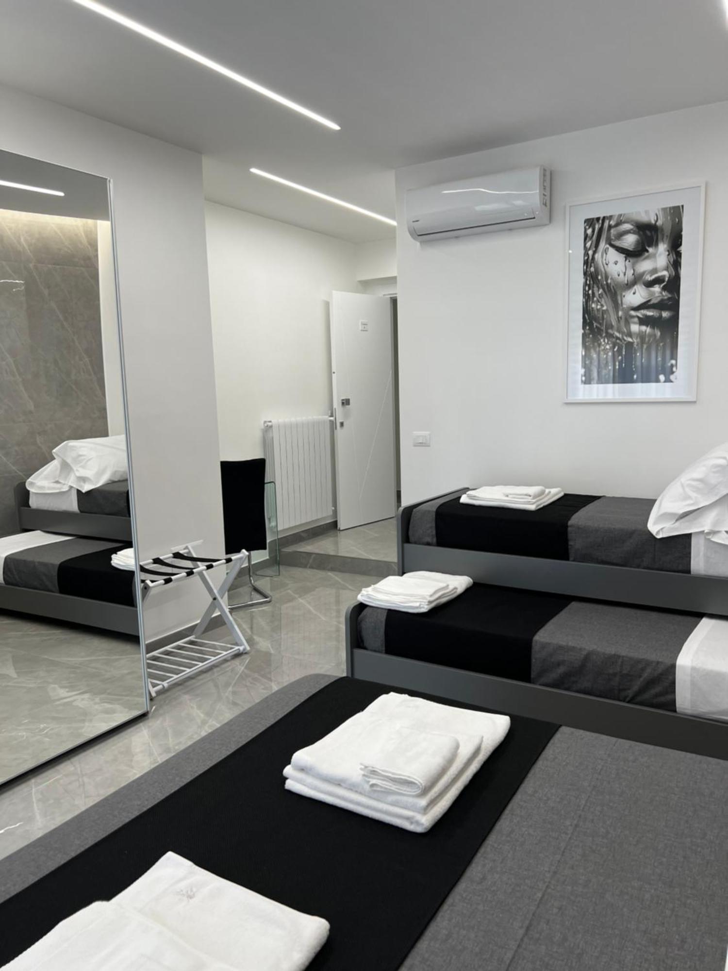 White Elegance Luxury B&B Caserta Ngoại thất bức ảnh