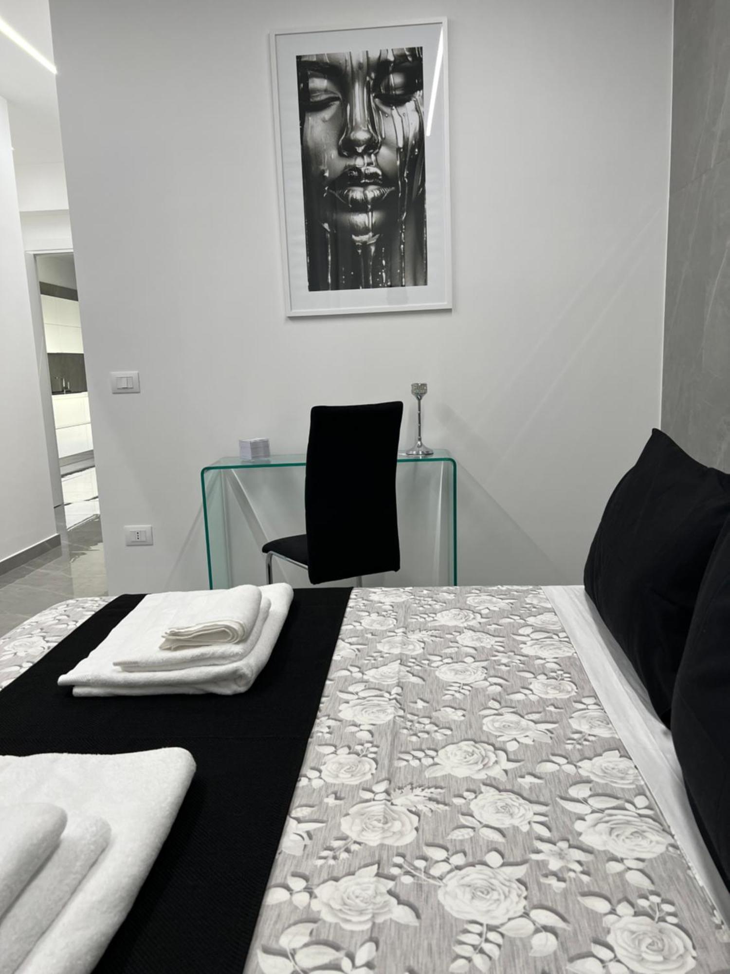 White Elegance Luxury B&B Caserta Ngoại thất bức ảnh