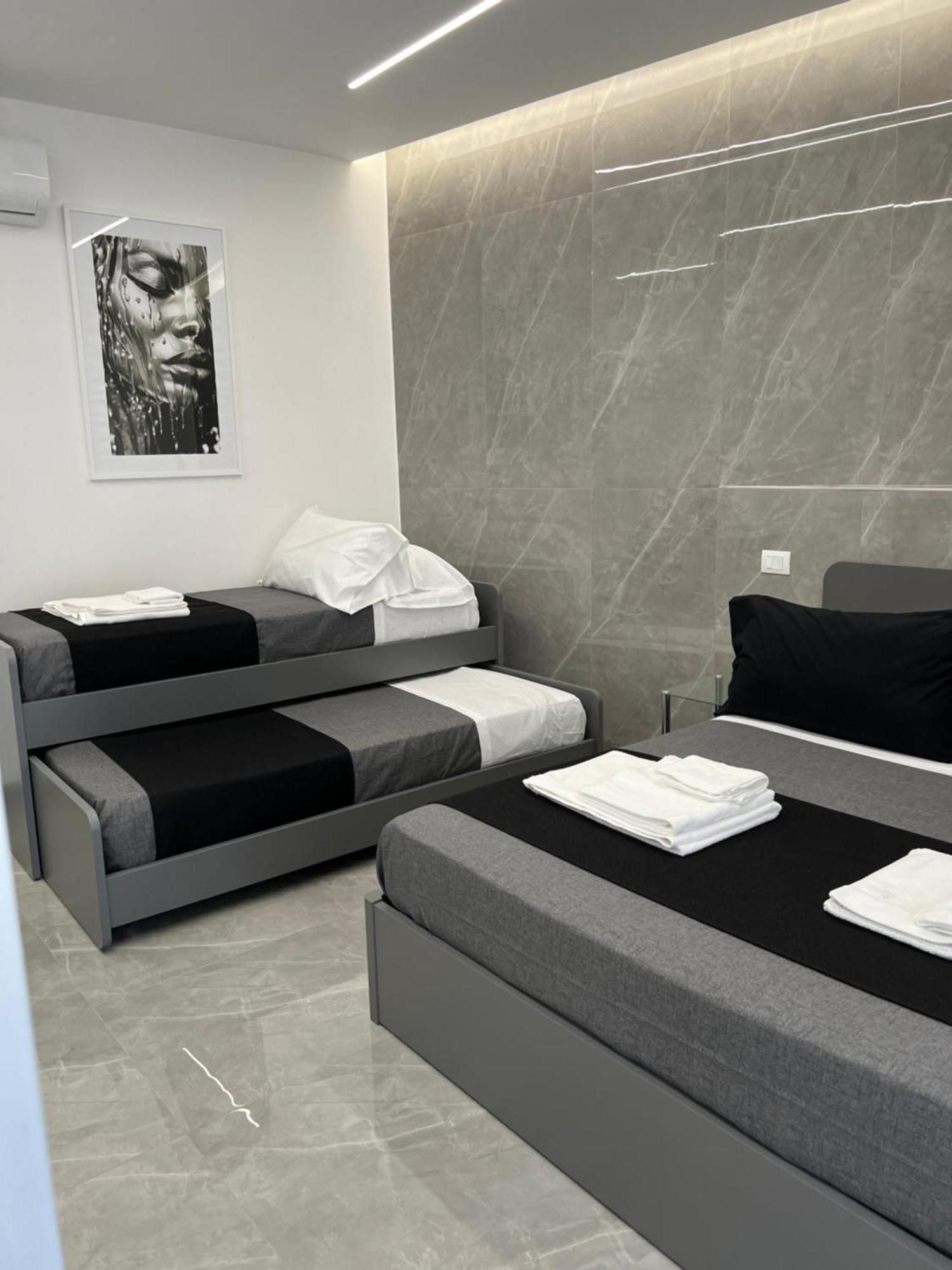 White Elegance Luxury B&B Caserta Ngoại thất bức ảnh